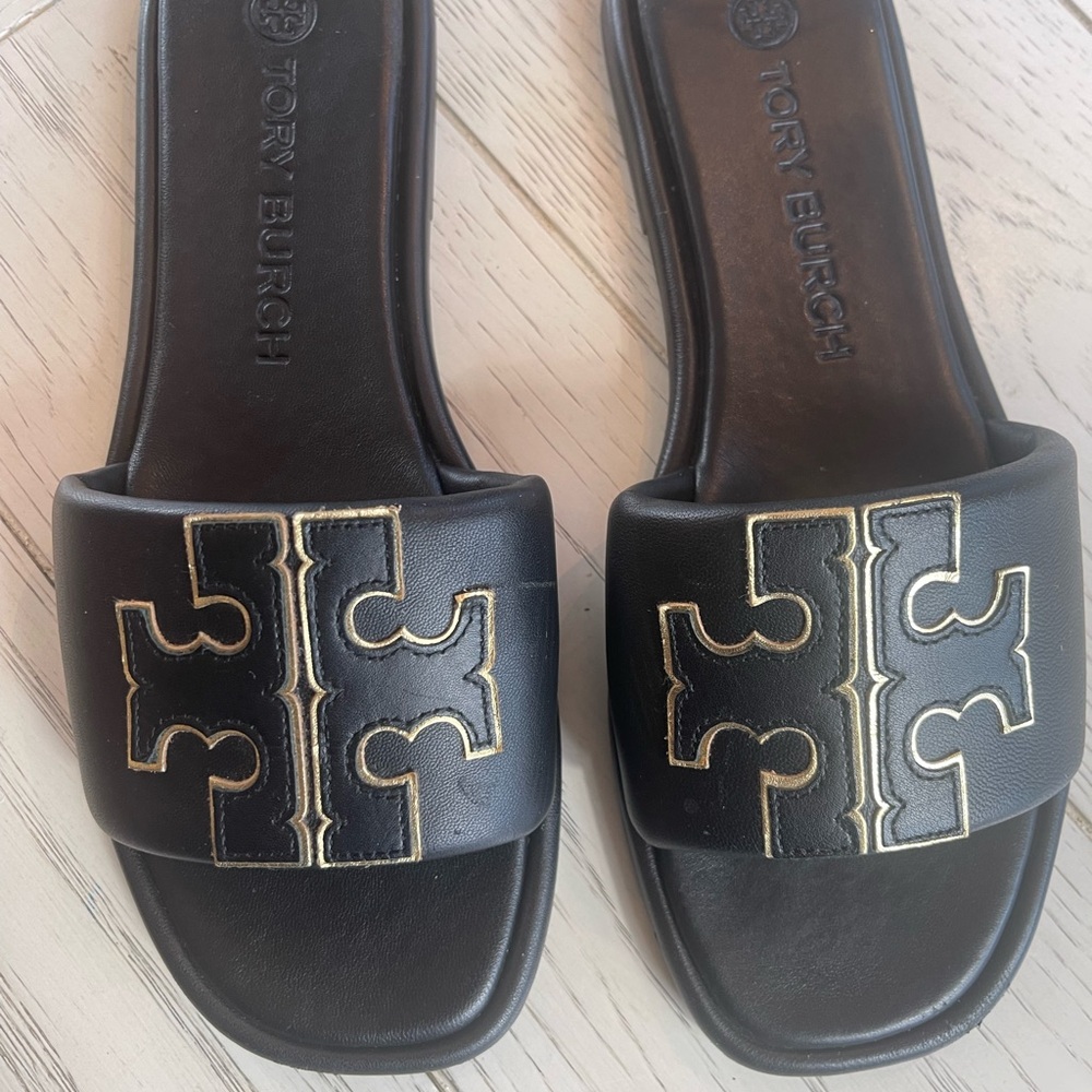 Gorgeous Tory Burch Black Leather Slides with Gold Detailing! - Picture 3 of 14